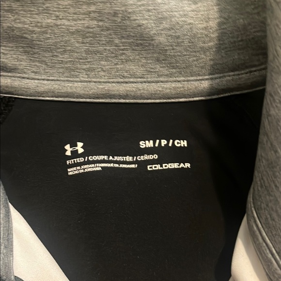 Under Armour Gray and Black Quarter-Zip Pullover - Picture 3 of 5